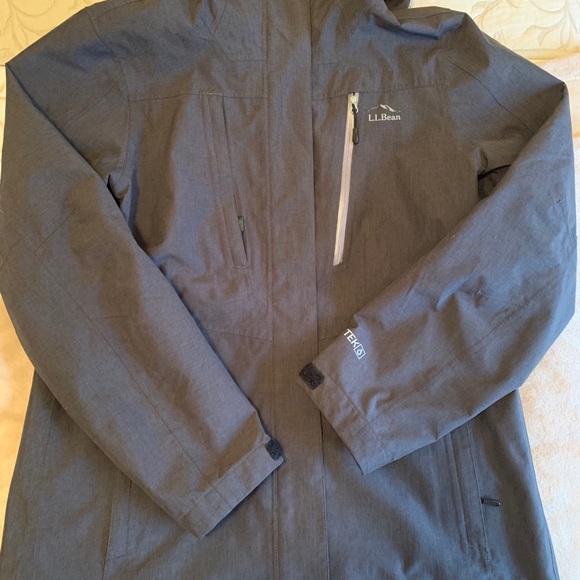 LL Bean OuterShell Waterproof Jacket - Picture 2 of 4
